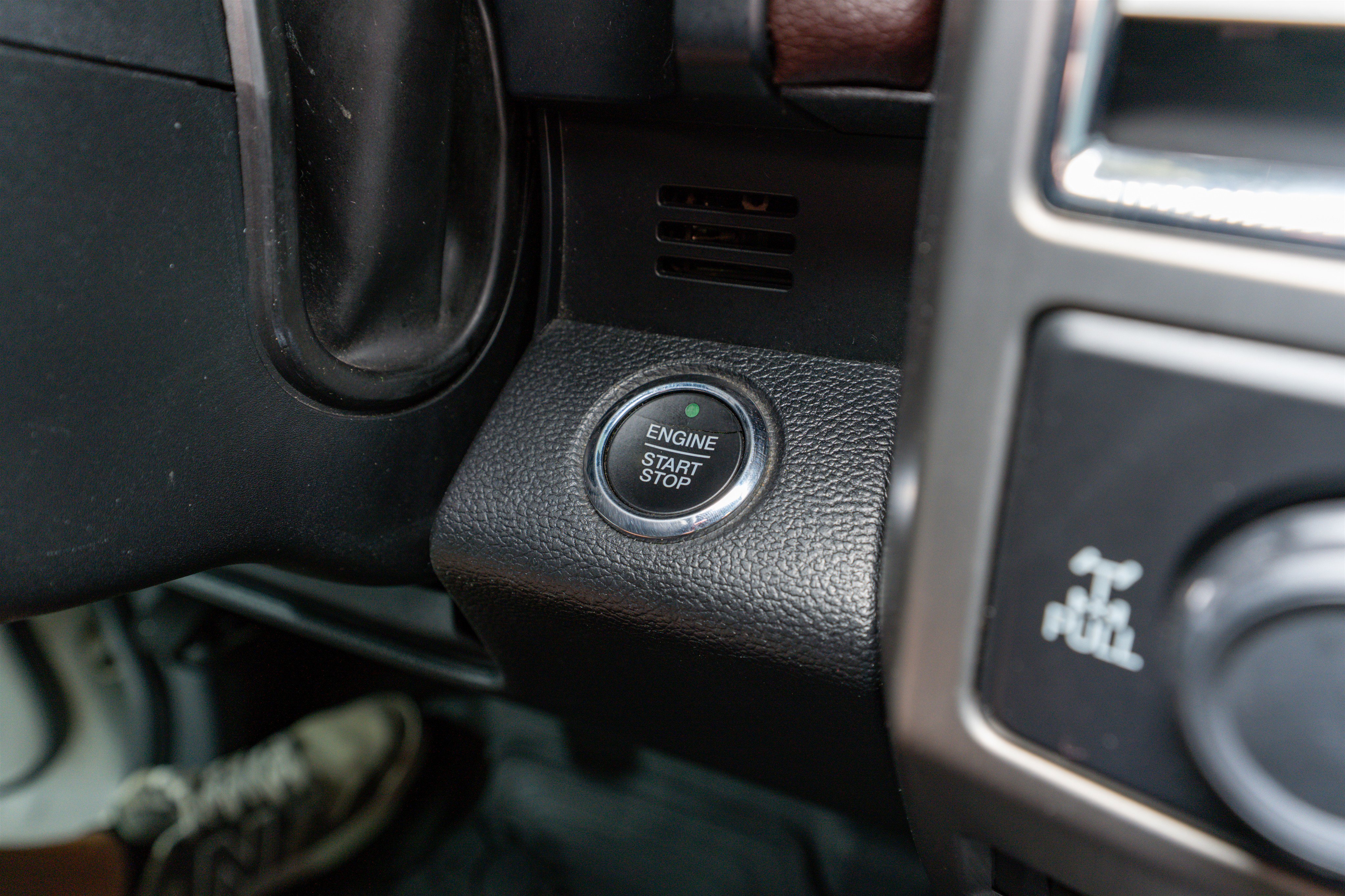 Used 2017 Ford F350 Platinum w/ Platinum Ultimate Package image 35