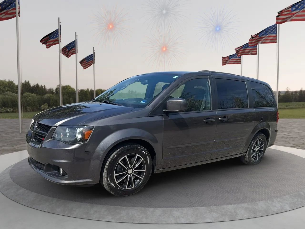 Used 2017 Dodge Grand Caravan GT FWD image 1