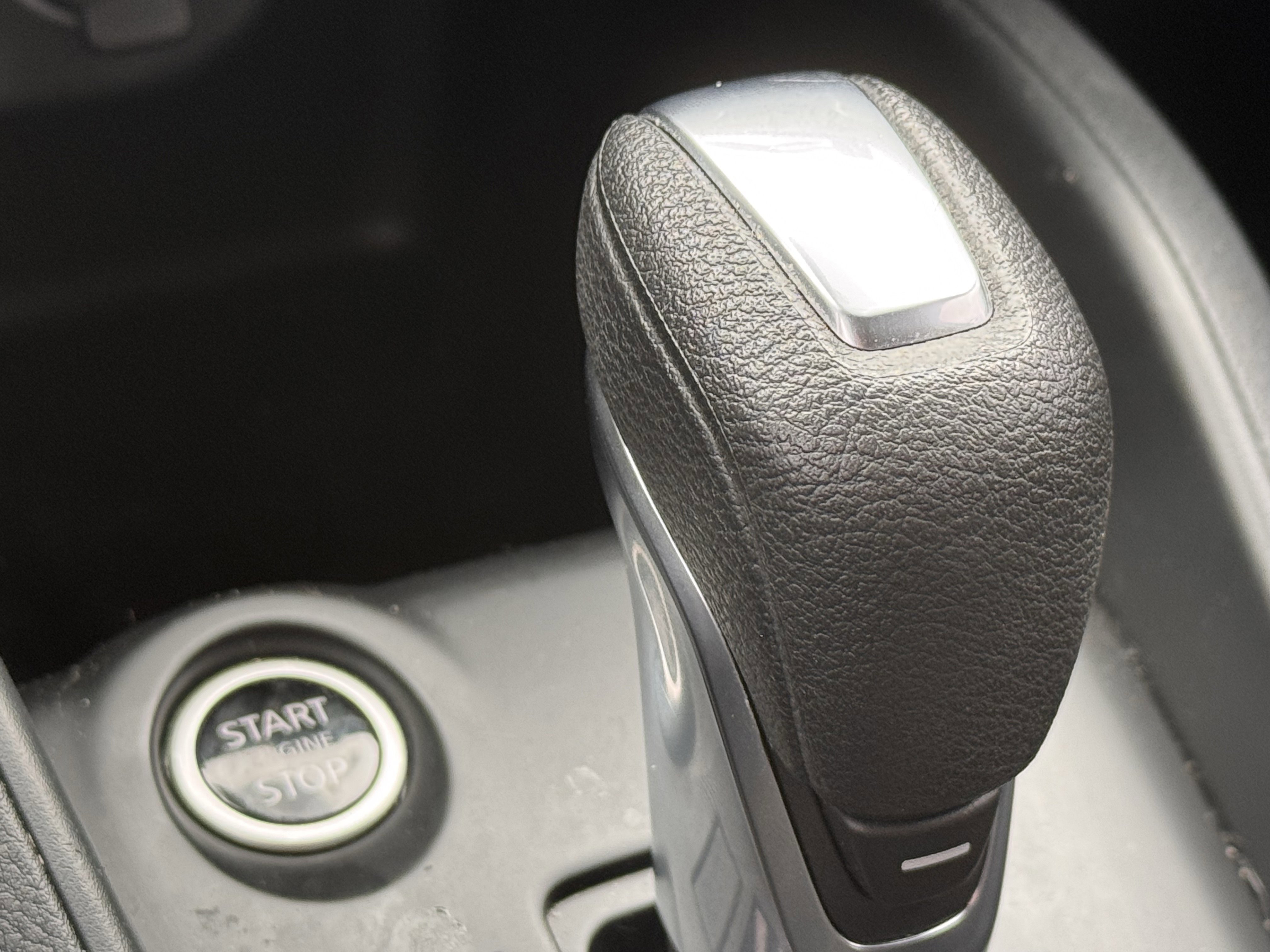 Used 2024 Nissan Kicks S FWD image 20
