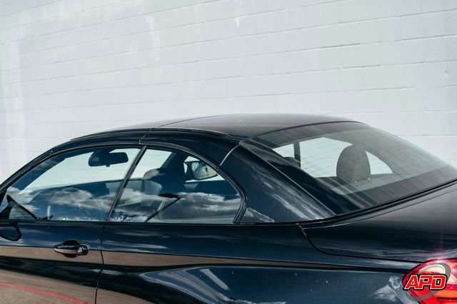 Used 2015 BMW M4 Convertible image 28