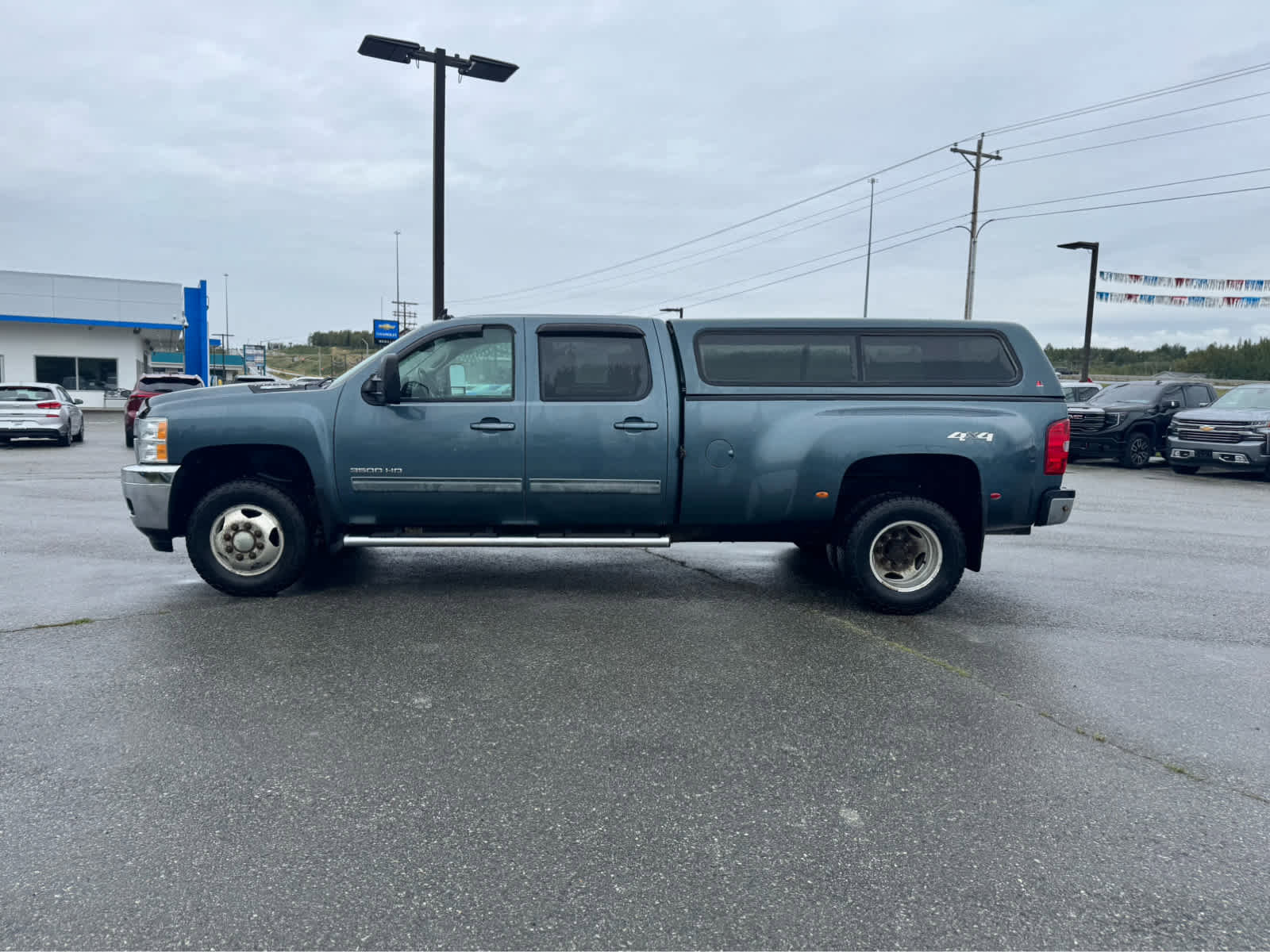 Used 2014 Chevrolet Silverado 3500 LTZ w/ LTZ Plus Package image 2