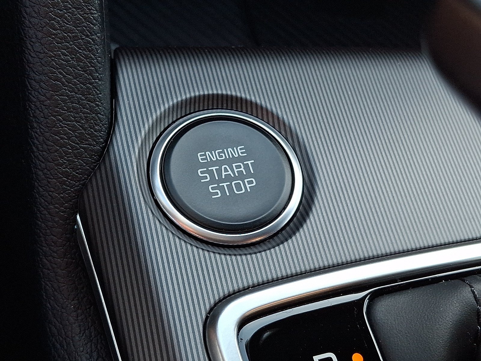 New 2026 Kia Sportage EX FWD image 11