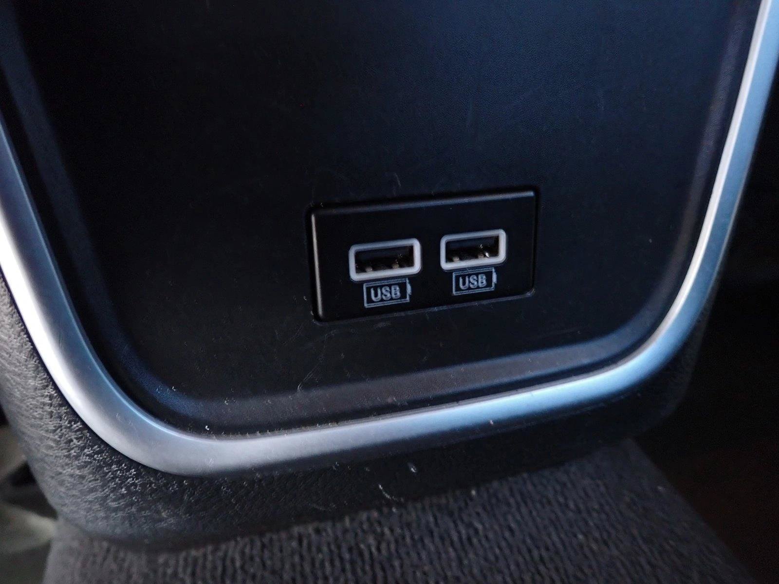 Used 2023 Dodge Charger SXT RWD image 9