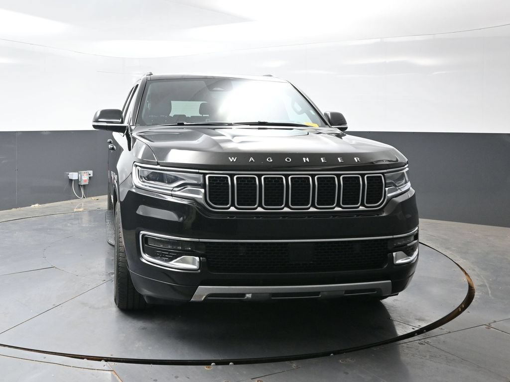 Used 2024 Jeep Wagoneer Series III AWD/4WD image 7