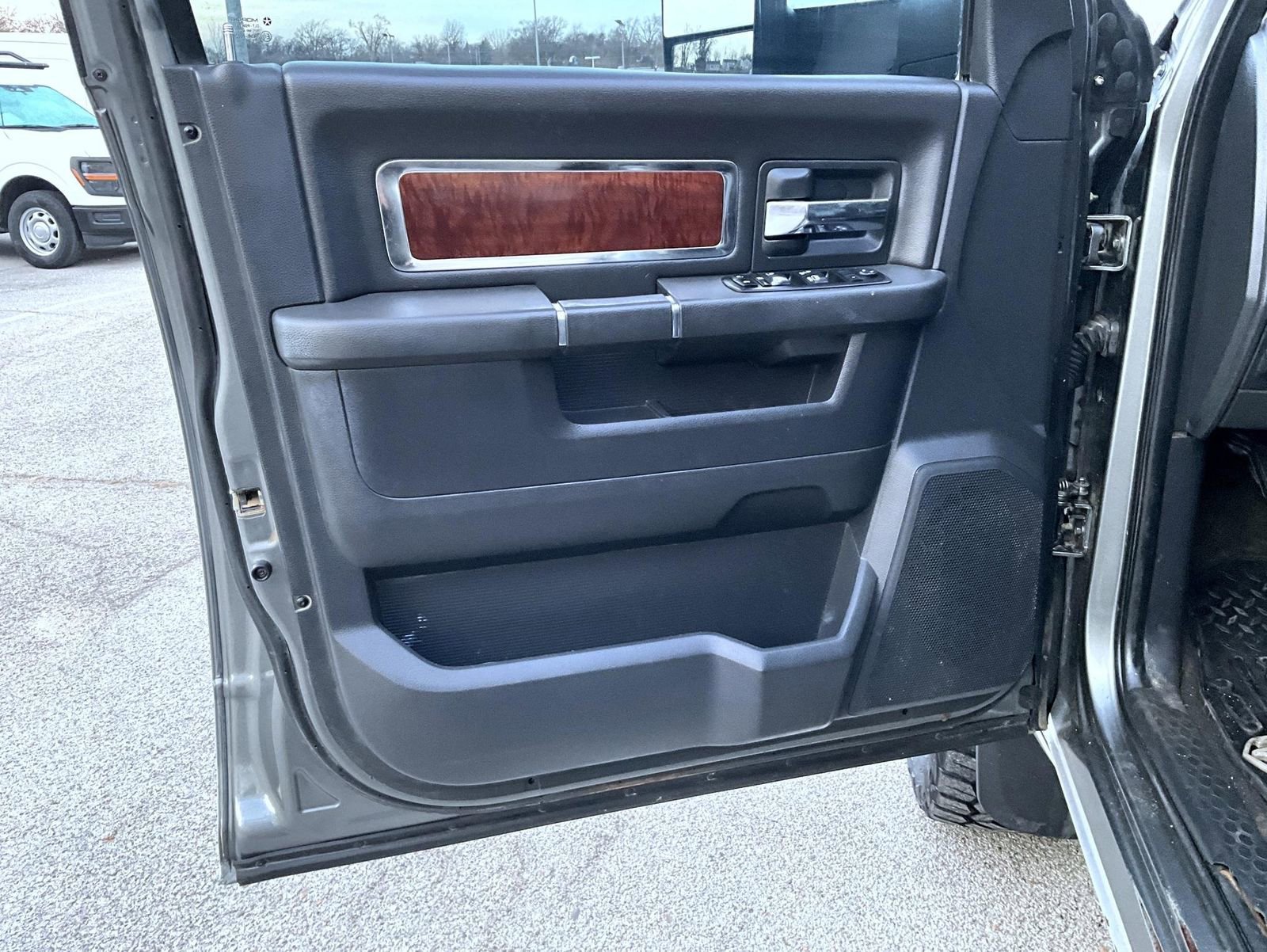 Used 2012 RAM 3500 Laramie w/ Cold Weather Group image 10