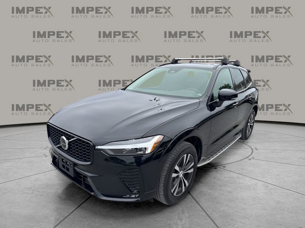 Used 2024 Volvo XC60 B5 Core AWD/4WD image 1
