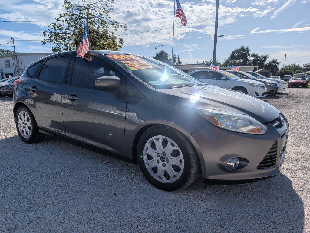 Used 2012 Ford Focus SE image 3