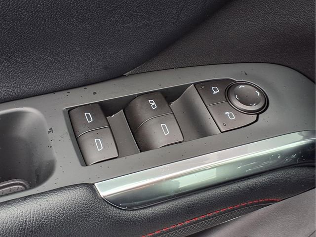 New 2026 Chevrolet Traverse Z71 w/ Driver Confidence Package image 12