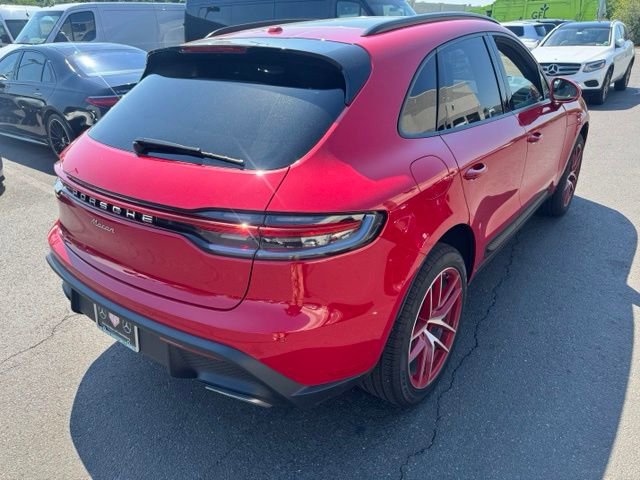 Used 2026 Porsche Macan AWD/4WD image 18