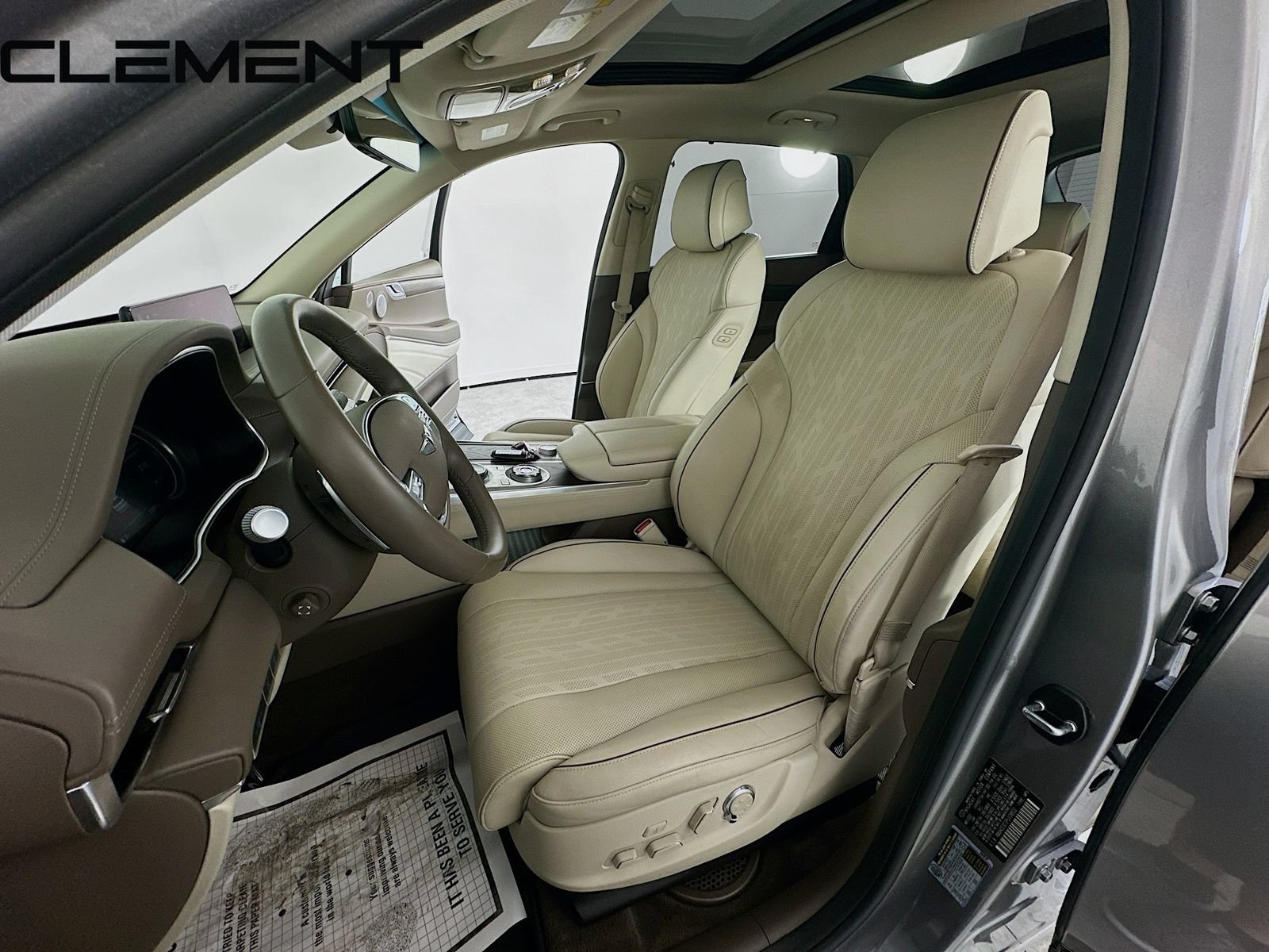 Used 2023 Genesis GV80 3.5T Advanced + AWD/4WD image 32