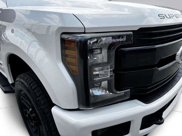 Used 2019 Ford F250 Lariat w/ Lariat Ultimate Package AWD/4WD image 10