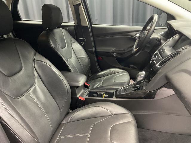 Used 2016 Ford Focus Titanium image 14