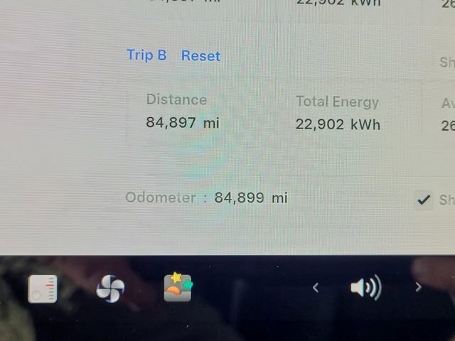 Used 2018 Tesla Model 3 Long Range image 22