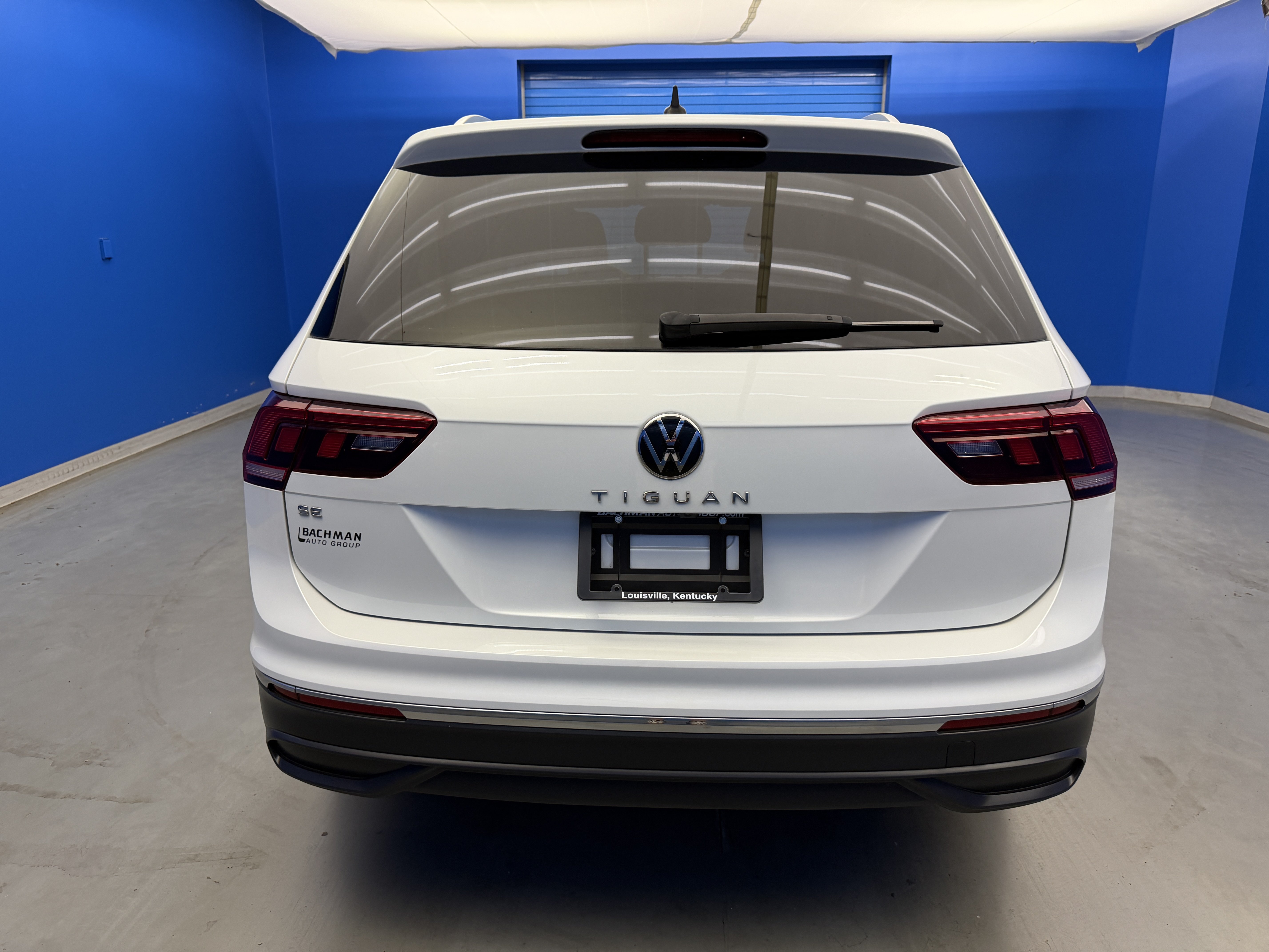 Certified 2023 Volkswagen Tiguan SE FWD image 6