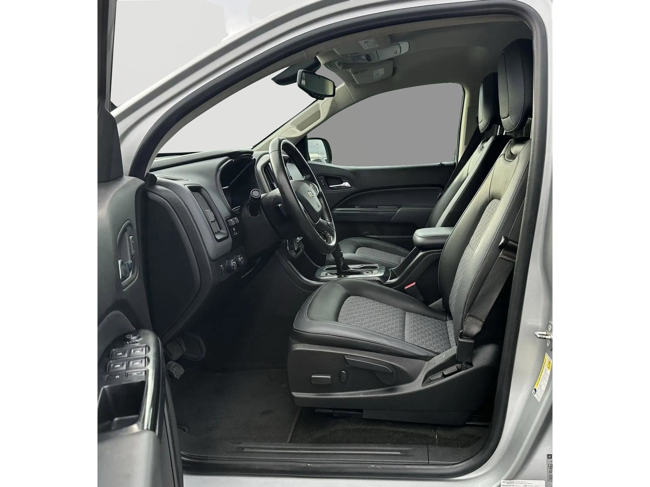 Used 2017 Chevrolet Colorado Z71 image 15