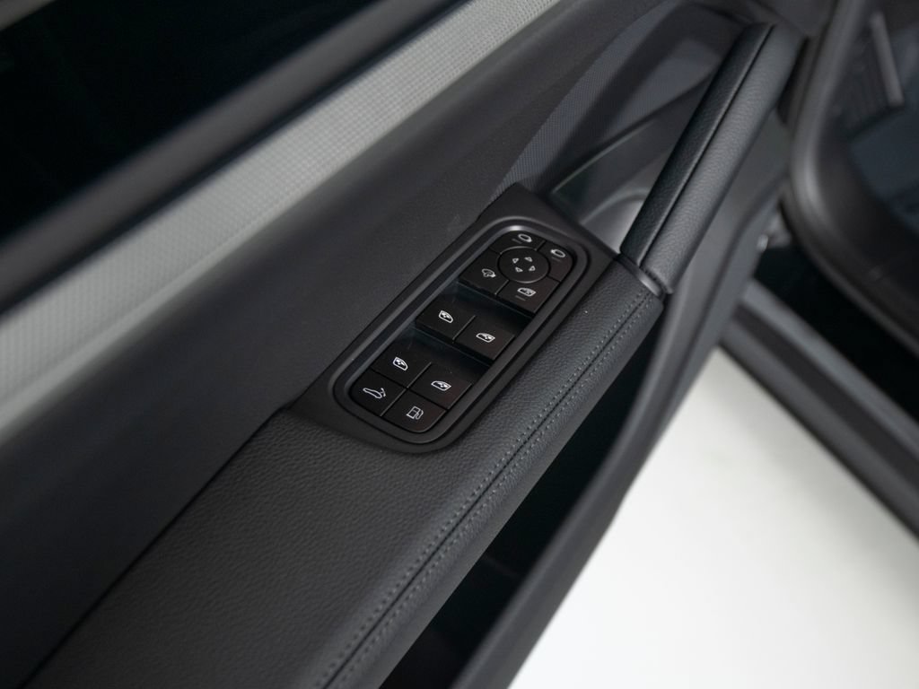 New 2026 Porsche Cayenne E-Hybrid AWD/4WD image 20