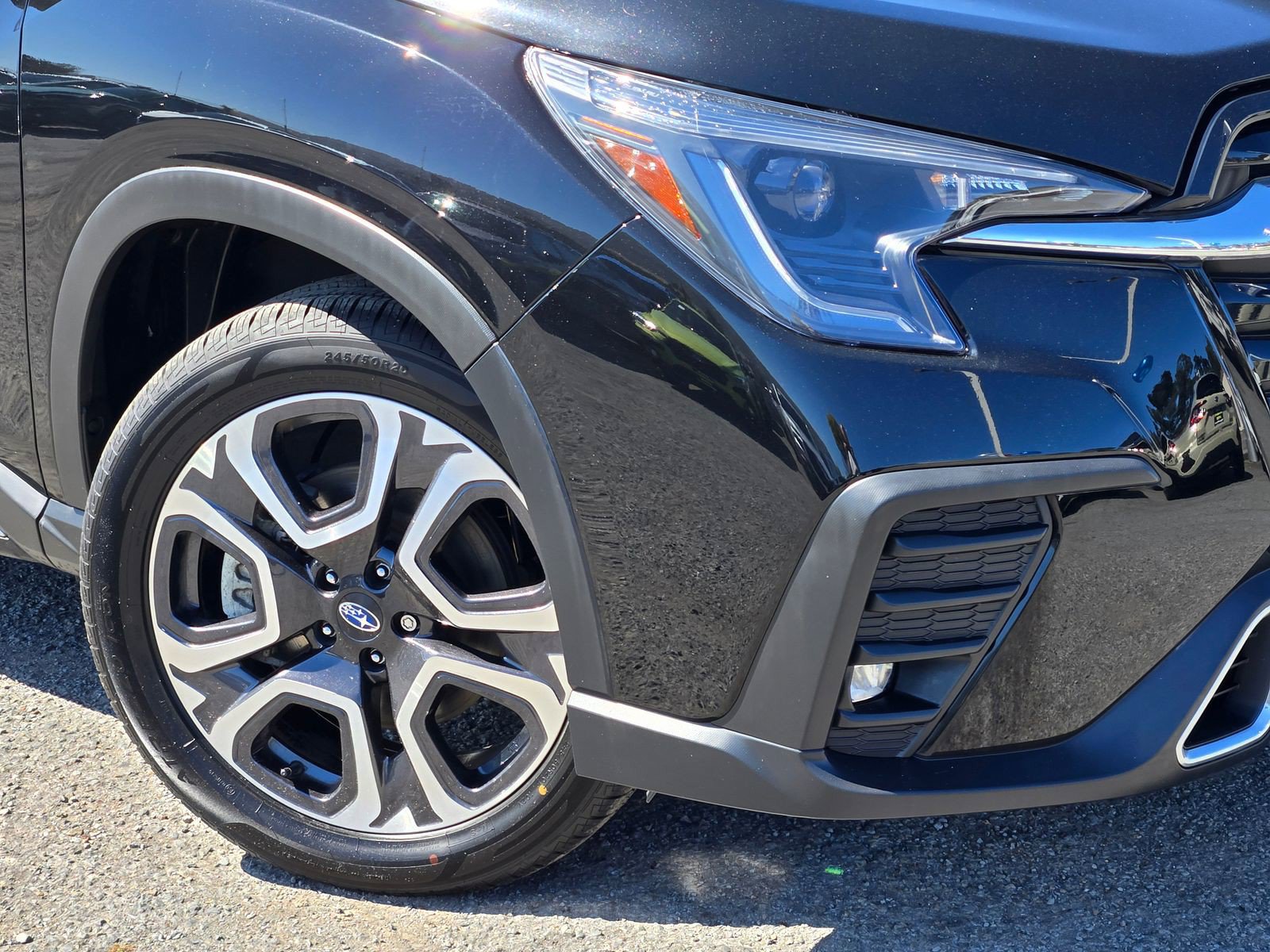 Used 2023 Subaru Ascent Touring AWD/4WD image 9