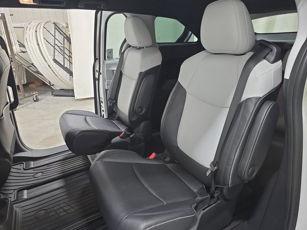 Certified 2025 Toyota Sienna XSE AWD/4WD image 18