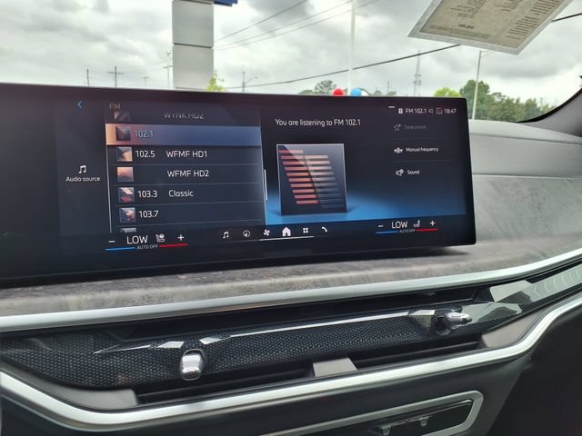 Used 2024 BMW X5 xDrive40i AWD/4WD image 27