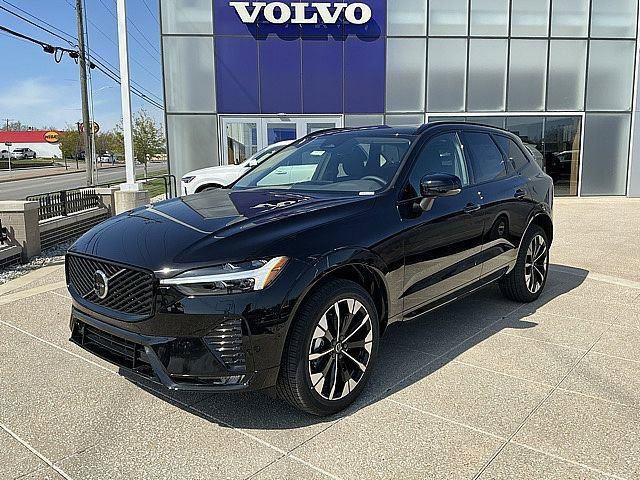 New 2026 Volvo XC60 B5 Plus w/ Climate Package AWD/4WD image 3