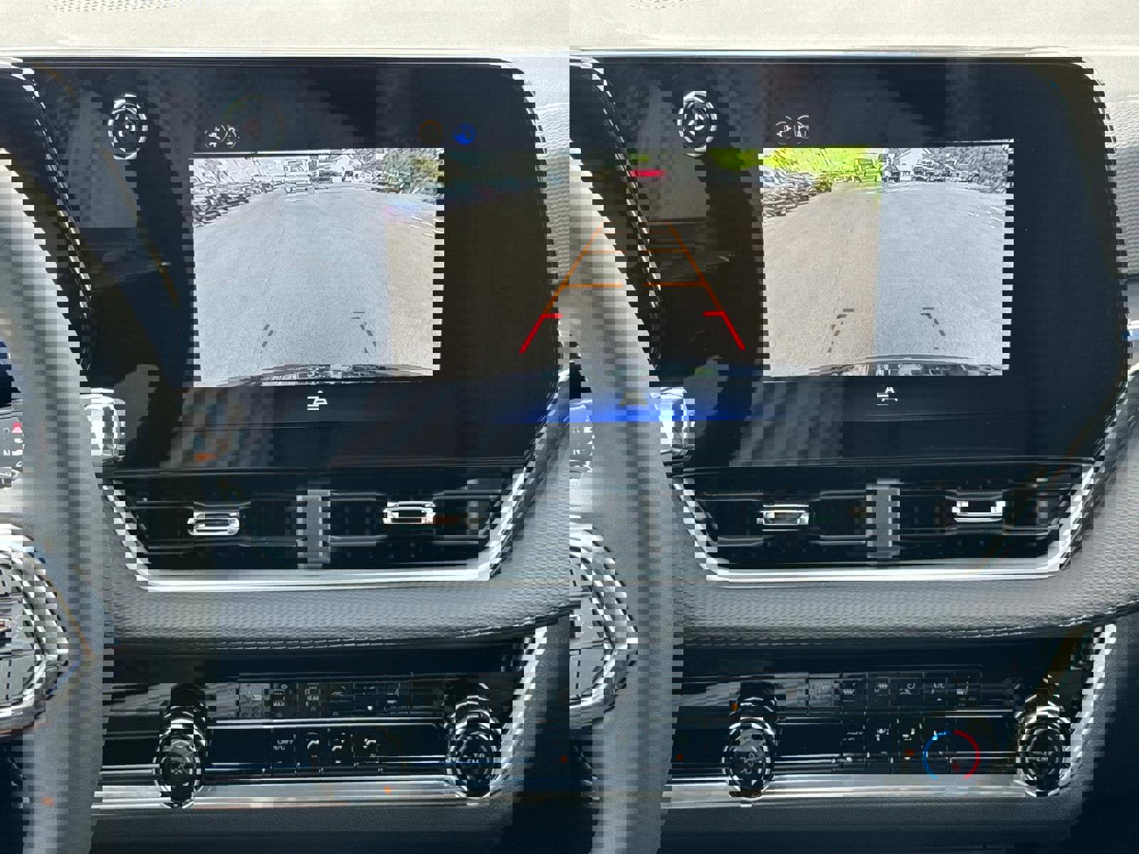 New 2026 Chevrolet Equinox LT image 12