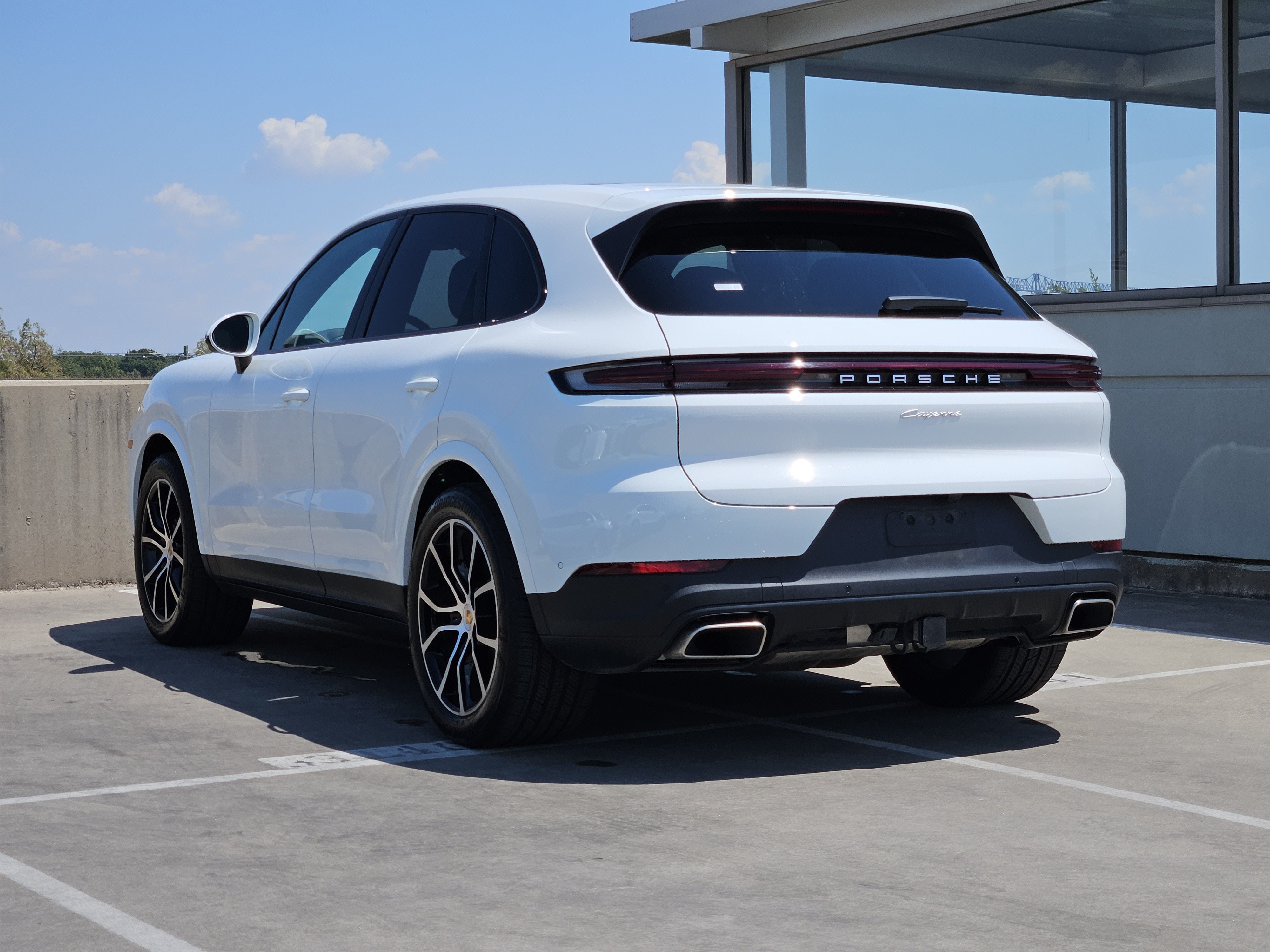 Certified 2024 Porsche Cayenne AWD/4WD image 3
