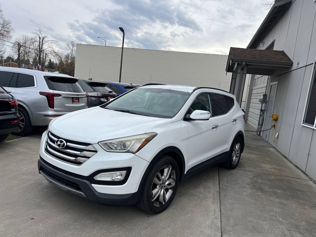 Used 2013 Hyundai Santa Fe Sport 2.0T FWD image 3