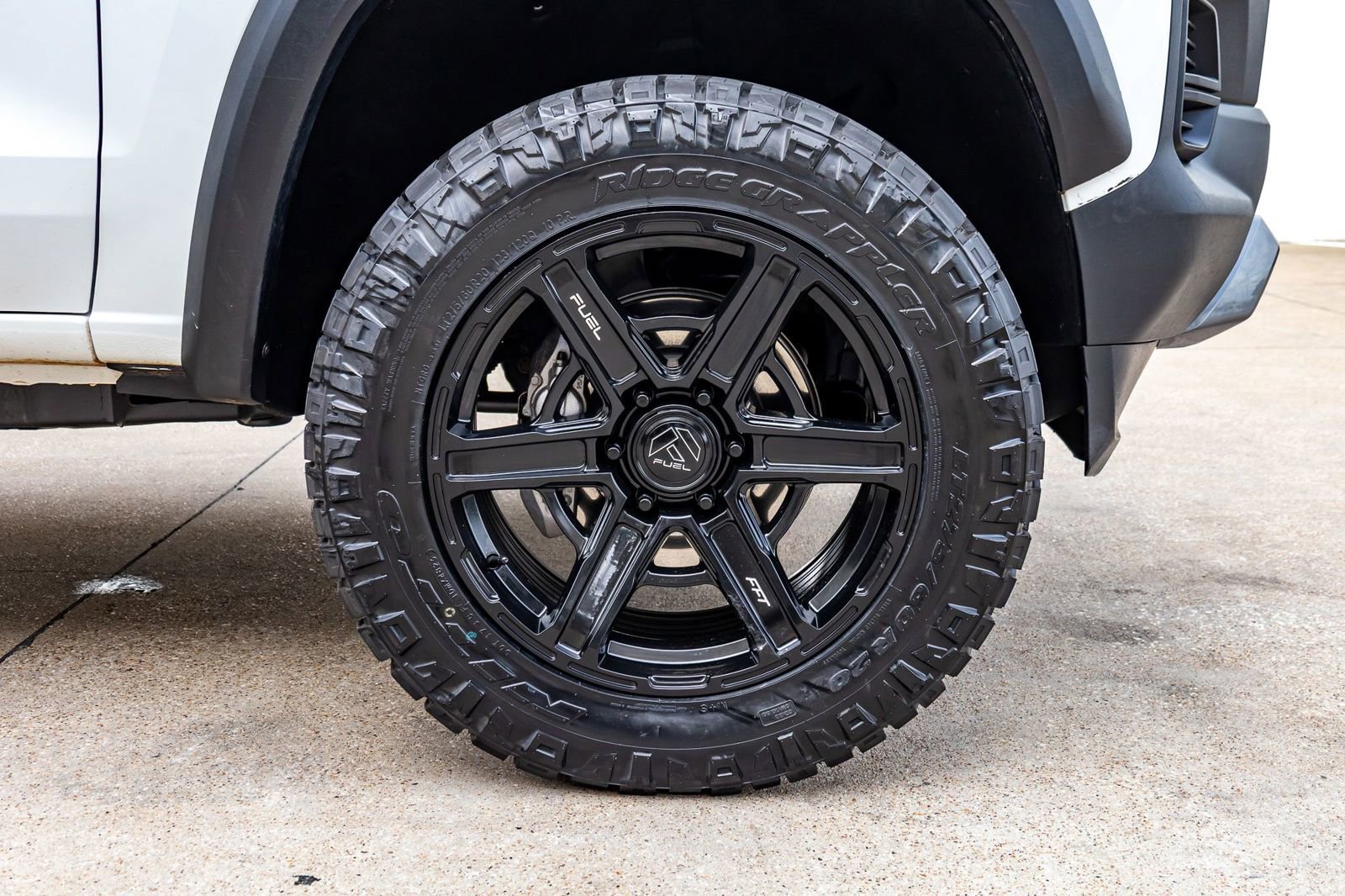 Used 2025 Chevrolet Colorado Trail Boss AWD/4WD image 12