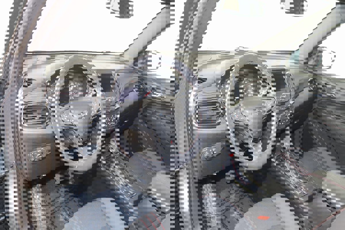 Used 2022 Chevrolet Equinox RS image 25