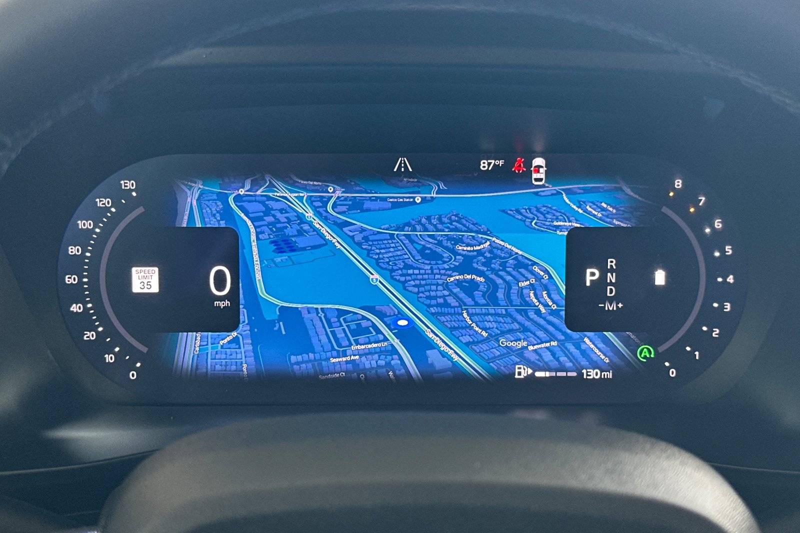 Certified 2026 Volvo XC40 B5 Plus AWD/4WD image 30