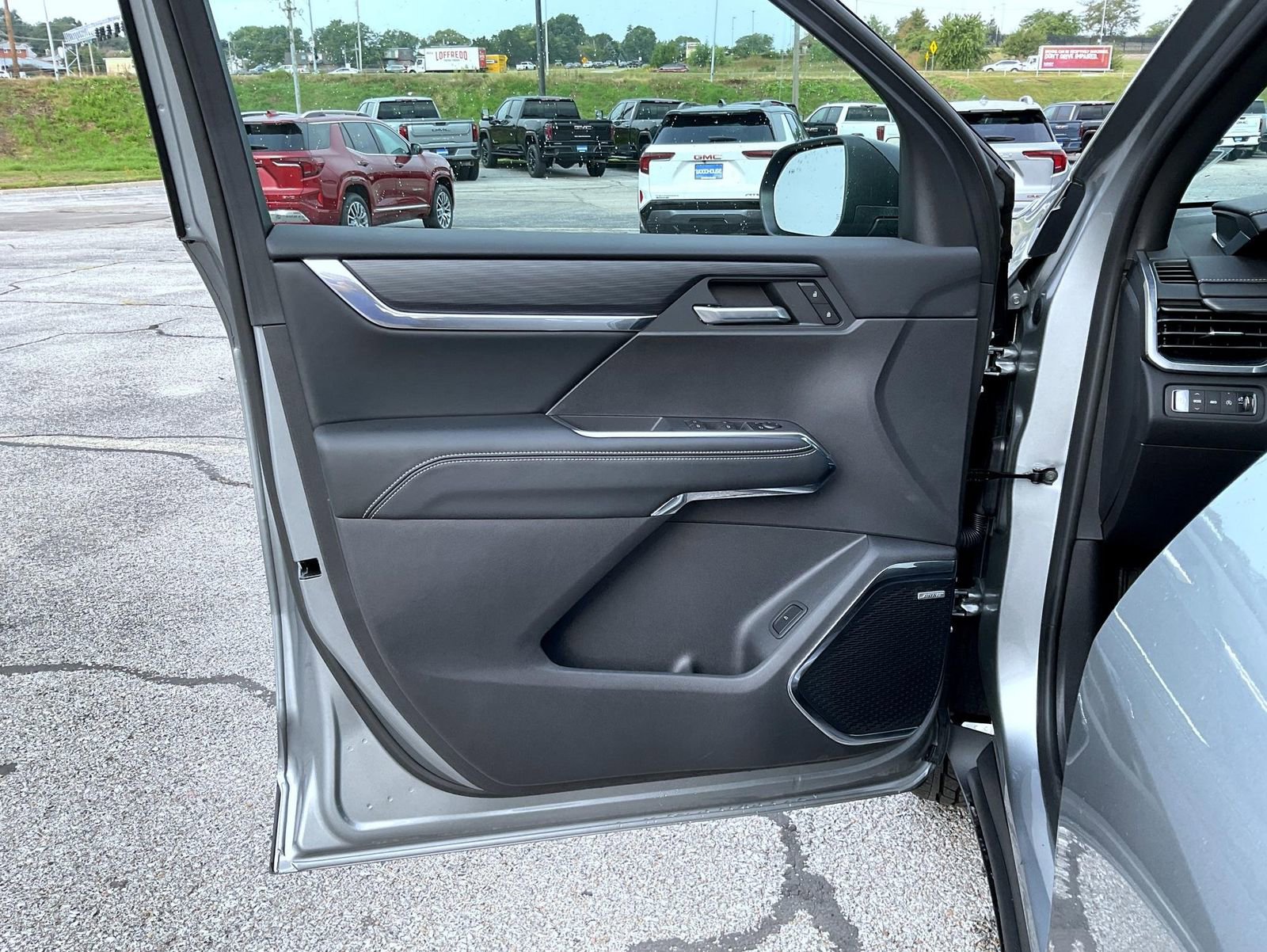 New 2026 GMC Acadia Elevation w/ Black Edition image 9