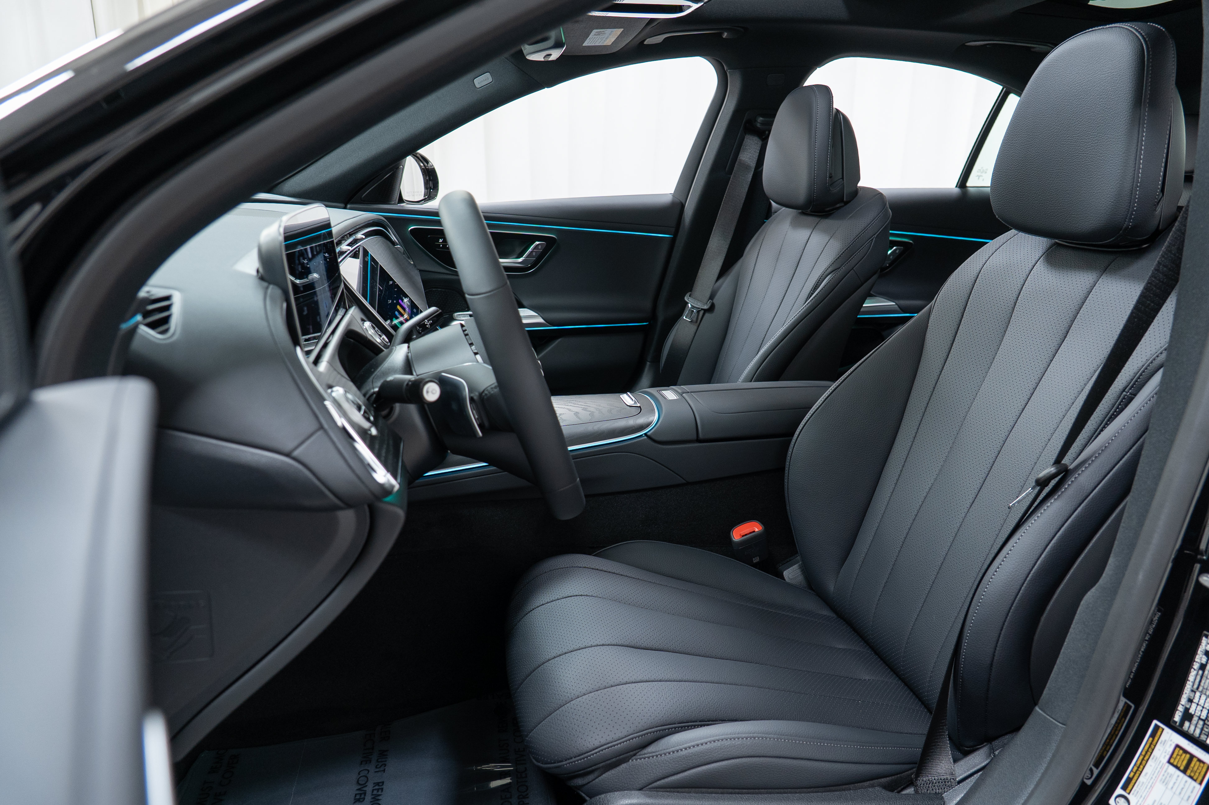 New 2027 Mercedes-Benz E 450 4MATIC Sedan image 13