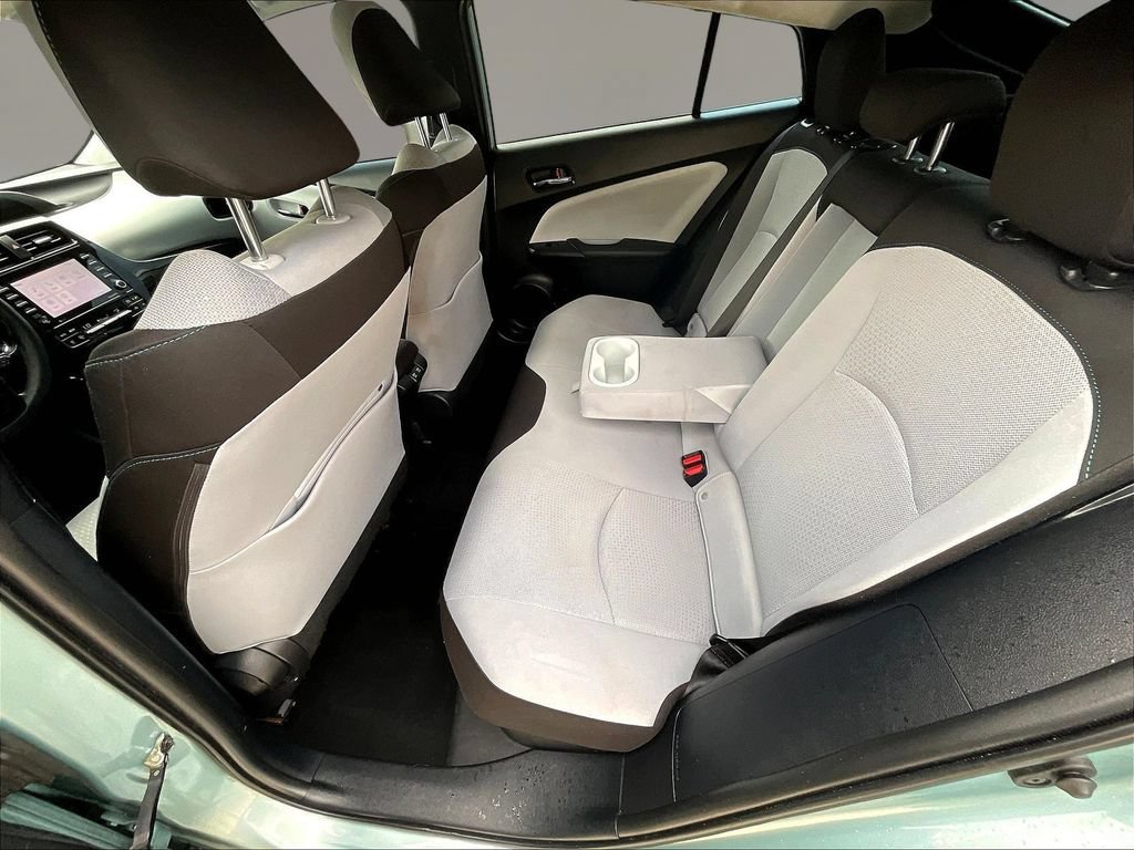 Used 2021 Toyota Prius LE AWD/4WD image 22