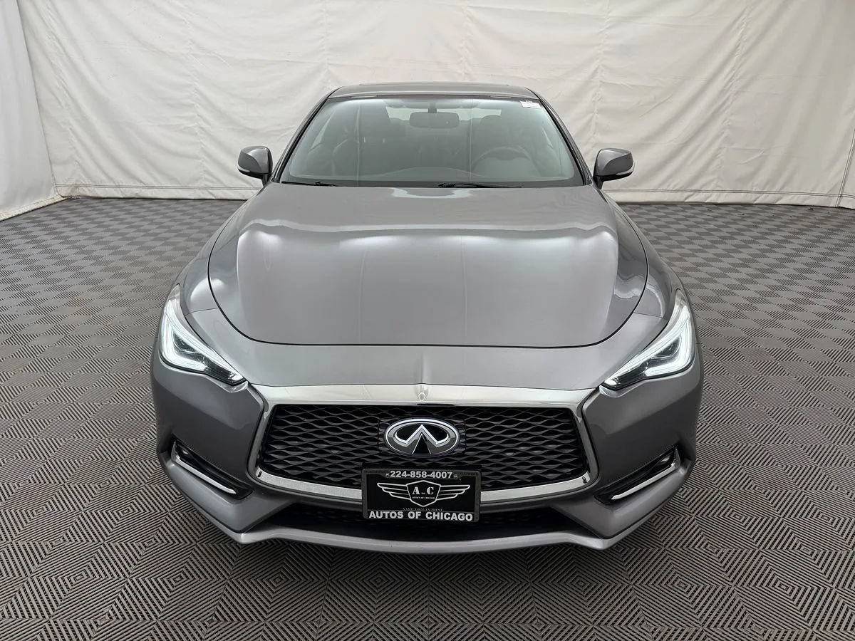 Used 2018 INFINITI Q60 3.0t Luxe w/ Sensory Package 3.0T Luxe AWD/4WD image 3