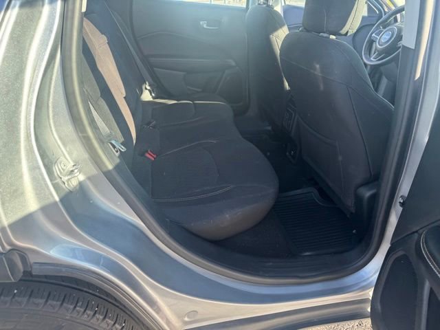 Used 2017 Jeep Compass Sport FWD image 13