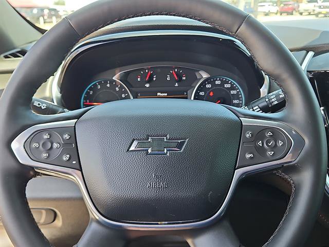 Used 2023 Chevrolet Traverse RS AWD/4WD image 15