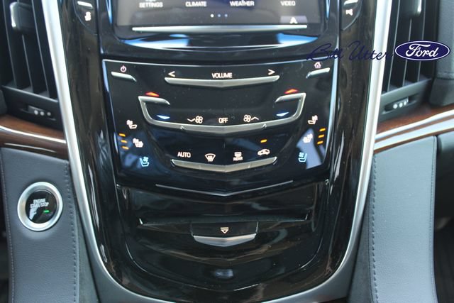 Used 2019 Cadillac Escalade Premium Luxury AWD/4WD image 20