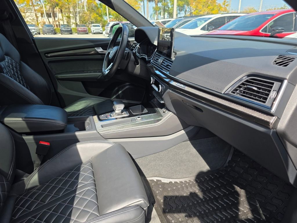 Used 2023 Audi SQ5 Premium Plus w/ Premium Plus Package AWD/4WD image 9