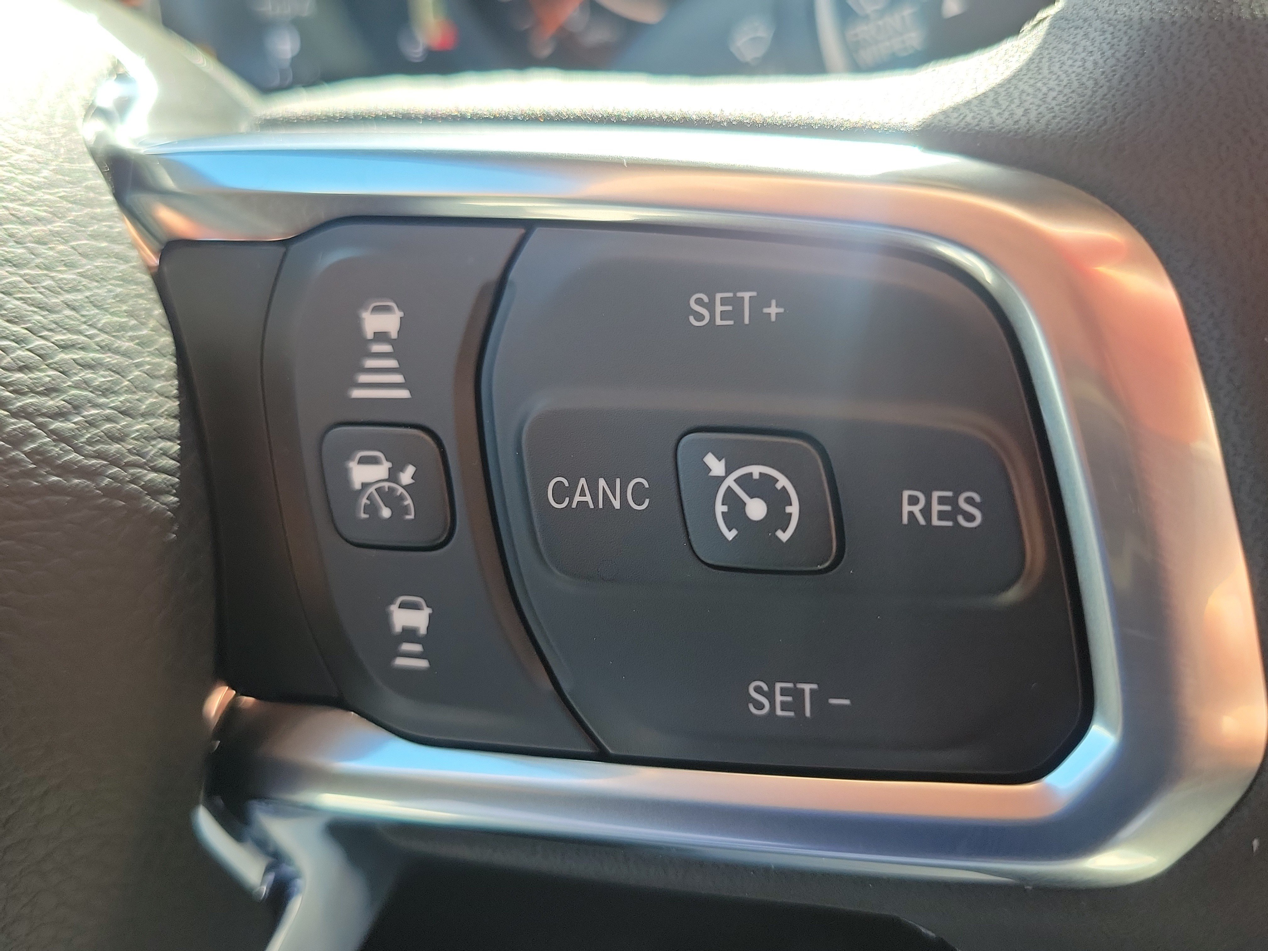 New 2026 Jeep Wrangler Unlimited Sahara AWD/4WD image 18