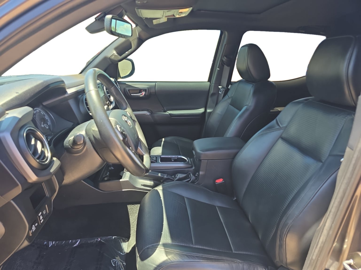 Used 2019 Toyota Tacoma TRD Sport w/ TRD Premium Sport Package RWD image 10