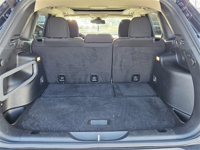 Used 2017 Jeep Cherokee Latitude w/ Comfort/Convenience Group image 26