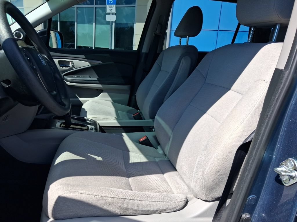 Used 2017 Honda Pilot EX image 18