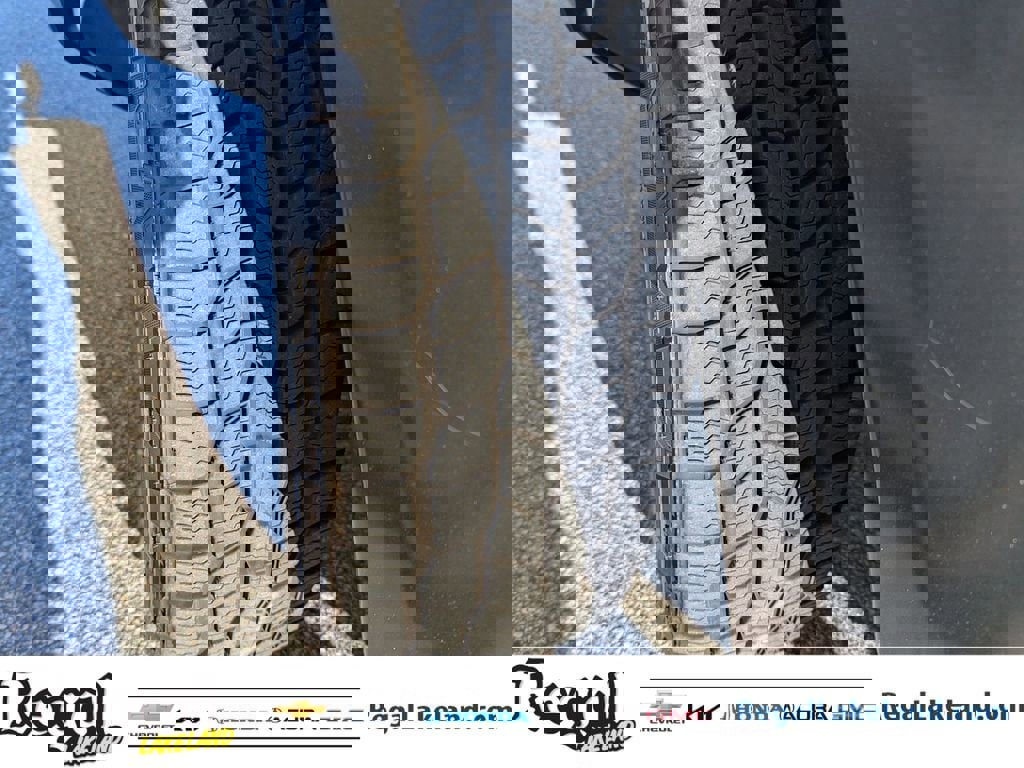 Used 2019 Toyota 4Runner SR5 image 29