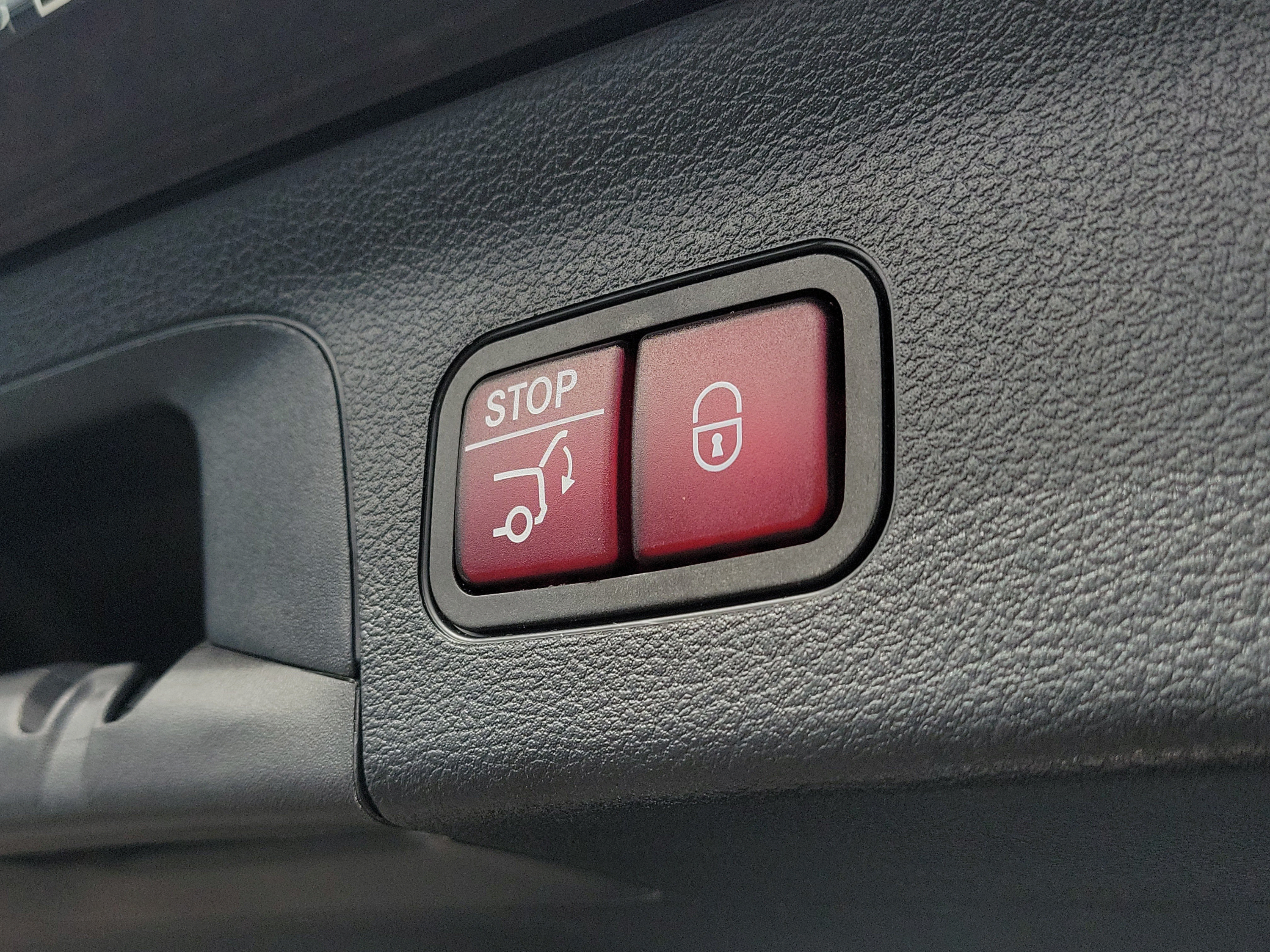 Certified 2024 Mercedes-Benz GLS 450 4MATIC image 6