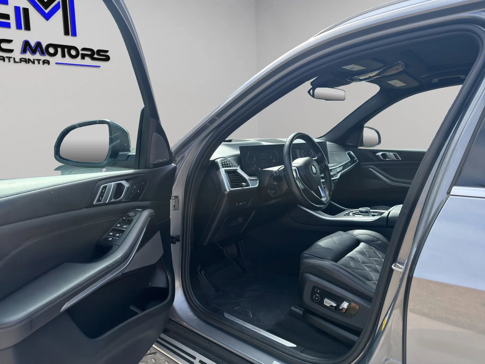 Used 2024 BMW X5 sDrive40i w/ Premium Package RWD image 21