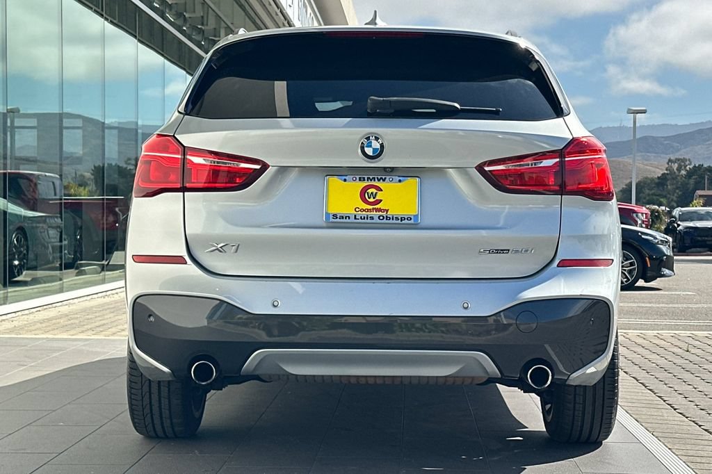 Used 2019 BMW X1 sDrive28i w/ M Sport Package FWD image 4
