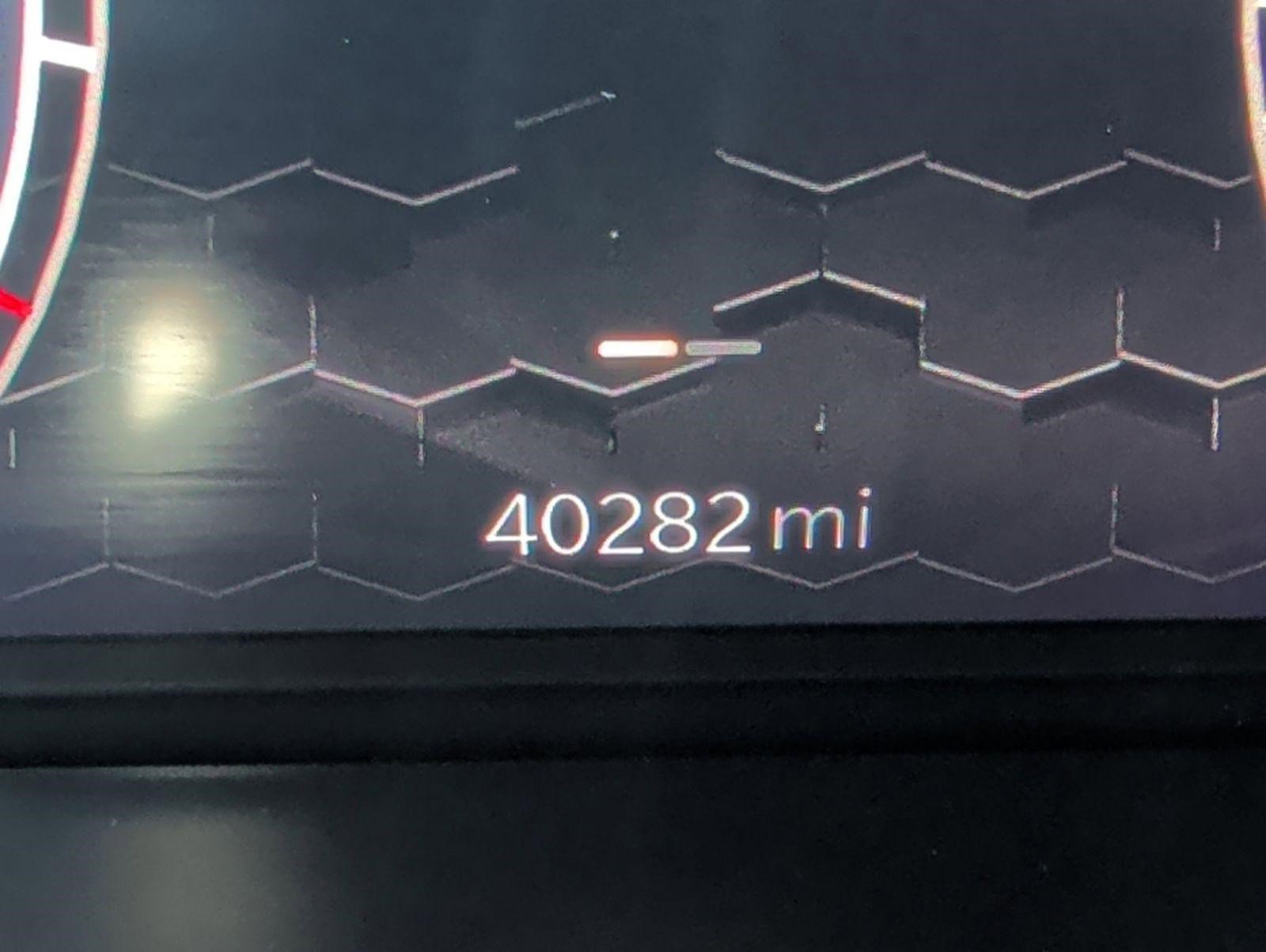 Used 2022 Jeep Compass Limited w/ Elite Group image 17