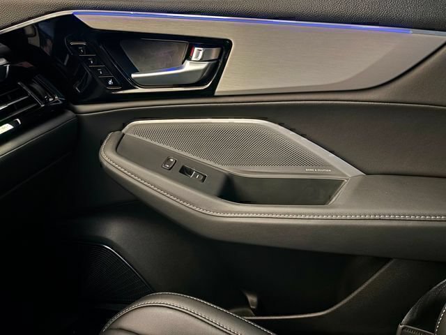 New 2026 Acura MDX w/ Technology Package FWD image 17