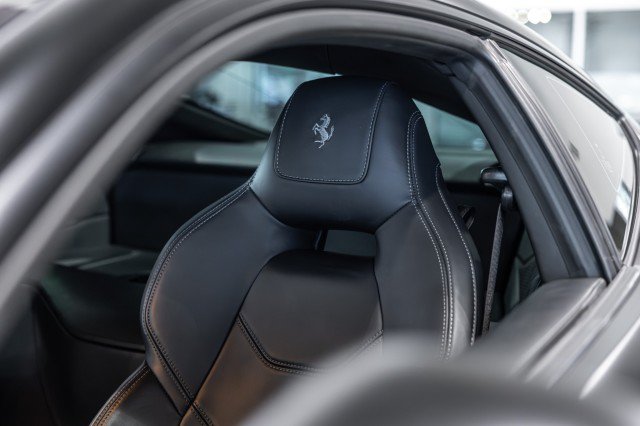 Used 2014 Ferrari F12 Berlinetta RWD image 40