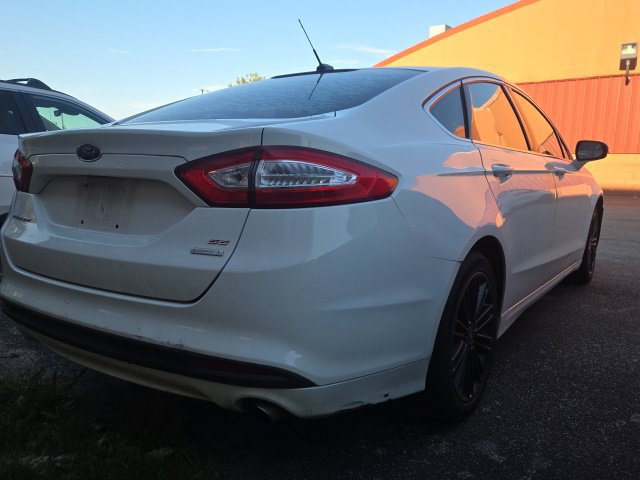 Used 2014 Ford Fusion SE w/ Equipment Group 202A FWD image 8
